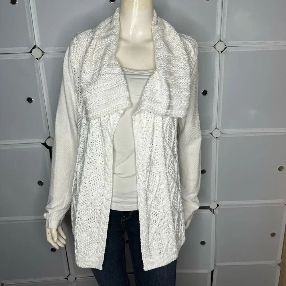 CAbi White Cable Sweater Knit Open Cardigan Size Medium